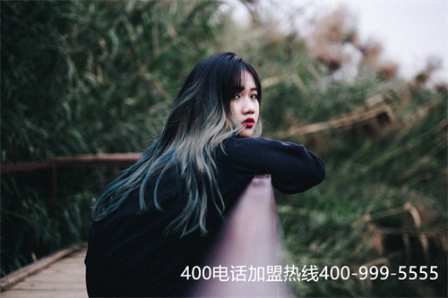 (400全國(guó)服務(wù)電話辦理)(400電話優(yōu)勢(shì)成為企業(yè)服務(wù)的保障)